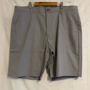Stitch Men’s Classic Flat Front Tech Shorts in Gray